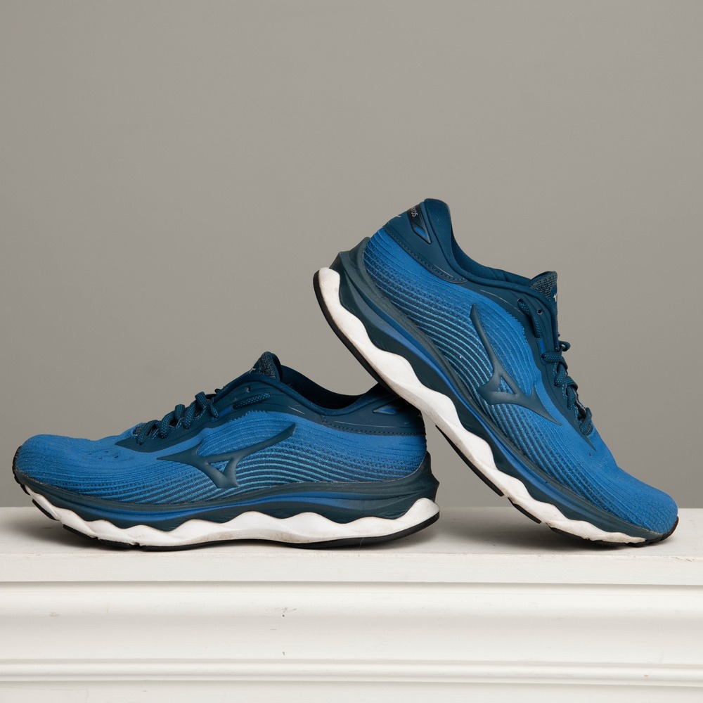 Mizuno Wave Sky 5 Men's Sz 9 Running Shoes Blue Athletic Sneakers Athleisure